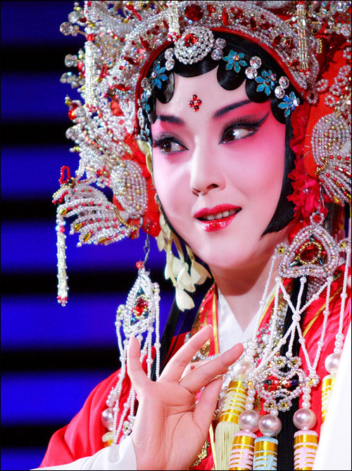 Peking Opera Highlights Show at Liyuan Theatre